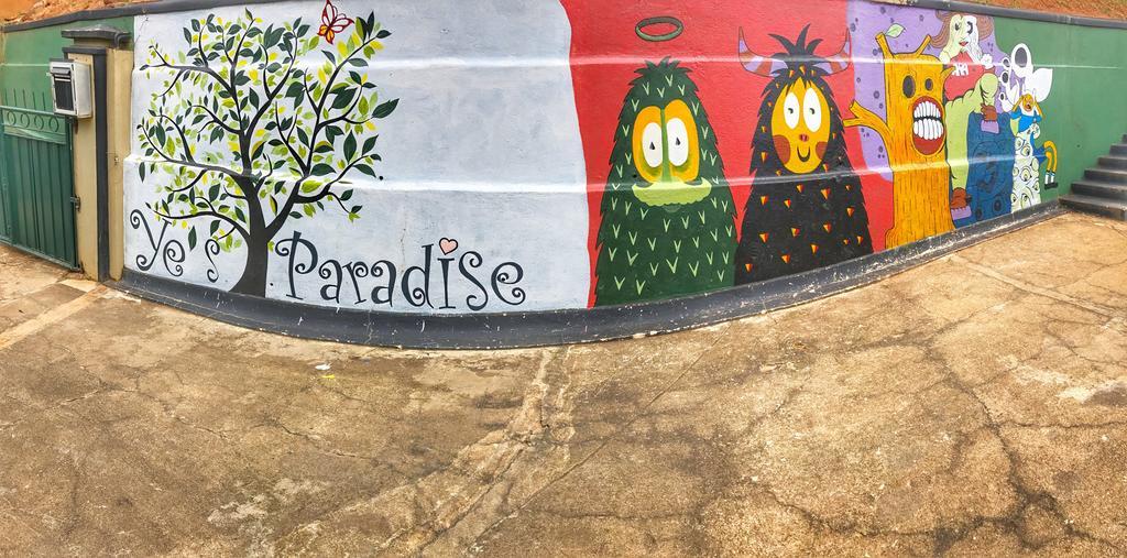 Yes Paradise Kandy Buitenkant foto