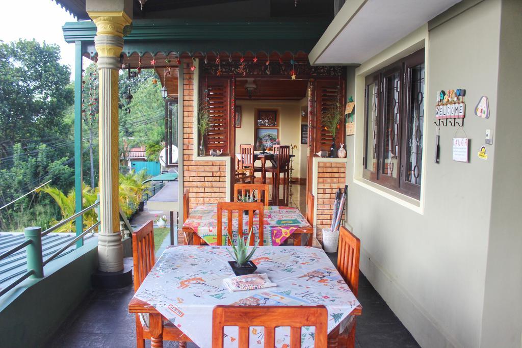 Yes Paradise Kandy Buitenkant foto